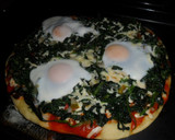 Foto del paso 13 de la receta: Pizza con espinacas y huevos