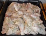Foto del paso 2 de la receta: Pollo al horno en salsa casik casera