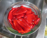 Foto del paso 1 de la receta: Confitura de pimientos del piquillo