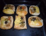 Foto del paso 9 de la receta: Hojaldres con atún y cóctel de olivas