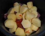 Foto del paso 3 de la receta Bifes de lomo de cerdo con papas y batatas a la cacerola
