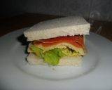 Foto del paso 2 de la receta: Bocadillo con serrano, queso y remolacha