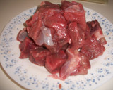 Foto del paso 1 de la receta: Morcillo de ternera en salsa