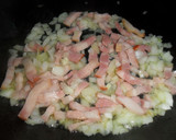 Foto del paso 2 de la receta: Espaguetis negros con anillas de pota y bacon