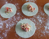 Foto del paso 2 de la receta: Empanadillas de cerdo al romero horneadas