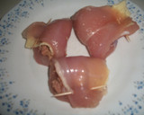 Foto del paso 2 de la receta: Dobladitos de pollo rellenos de atún y queso Havarti