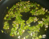 Foto del paso 1 de la receta: Arroz con chirlas y cigalas