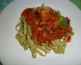 Foto del paso 8 de la receta: Tallarines de espinacas con ternera en salsa de tomate y ketchup