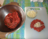 Foto del paso 1 de la receta: Hamburguesas rellenas de queso mozzarella, rebozadas y fritas