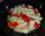 Foto del paso 1 de la receta: Marineras de peceto a la pimienta y orégano con papas fritas