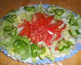 Foto del paso 2 de la receta: Ensalada de tomate con salsa de mayonesa al ajo