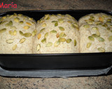 Foto del paso 8 de la receta: Pan de molde con pipas de calabaza