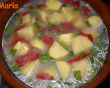 Foto del paso 2 de la receta: Rape con patatas y almendras