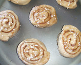 Foto del paso 4 de la receta: Caracolas suecas de canela (kanelsnurror)