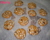 Foto del paso 3 de la receta: Cookies con pasas y pipas de girasol
