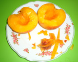 Foto del paso 1 de la receta: Melocotones rellenos de helado