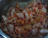 Foto del paso 4 de la receta: Garídes Mikrolímano o gambas con tomate y feta