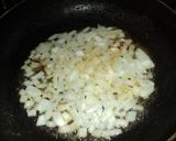 Foto del paso 2 de la receta: Croquetas de merluza horneadas en salsa de zanahoria