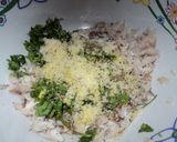 Foto del paso 3 de la receta: Croquetas de merluza horneadas en salsa de zanahoria