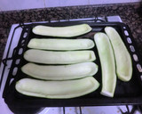 Foto del paso 3 de la receta: Calabacines al horno rellenos de carne
