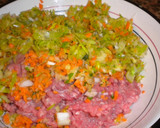 Foto del paso 1 de la receta: Rollo de carne con vegetales en salsa