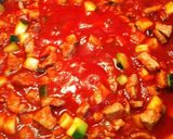 Foto del paso 3 de la receta: Pasta con trocitos de carne y calabacín a la Marimar