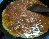 Foto del paso 3 de la receta: Revuelto de huevos y tomates murciano