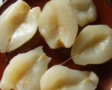 Foto del paso 1 de la receta: Peras gratinadas con frutos secos y canela