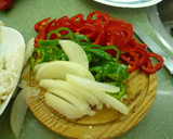 Foto del paso 1 de la receta: Bacalao con tomate y pimientos