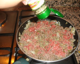 Foto del paso 3 de la receta: Lasaña de ternera picada y bechamel