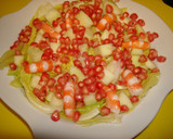 Foto del paso 3 de la receta: Ensalada de granada y langostinos