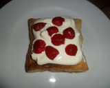 Foto del paso 7 de la receta: Delicia hojaldrada de fresas
