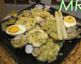 Foto del paso 4 de la receta: Merluza a la vasca en salsa verde