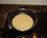 Foto del paso 1 de la receta: Crêpes de queso y caviar