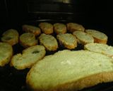 Foto del paso 2 de la receta: Hacer pan para canapés y tostadas