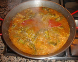 Foto del paso 9 de la receta: Paella de alcachofas y bacalao