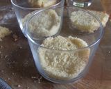 Foto del paso 1 de la receta: Postre helado con fruta y natillas