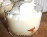 Foto del paso 2 de la receta: Postre helado con fruta y natillas