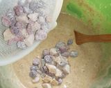 Foto del paso 2 de la receta: Pastel sencillo con arándanos rojos y jengibre escarchado