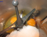 Foto del paso 1 de la receta: Magdalenas con fruta escarchada