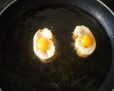 Foto del paso 2 de la receta Nido de pan con huevos de codorniz
