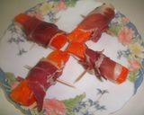 Foto del paso 1 de la receta: Pincho caliente de surimi con jamón Iberico