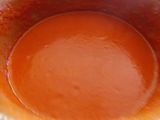 Tortas de camarón con nopales en salsa roja