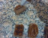 Foto del paso 5 de la receta: Cuadraditos bombón de chocolate y dulce de leche
