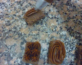 Foto del paso 5 de la receta: Cuadraditos bombón de chocolate y dulce de leche