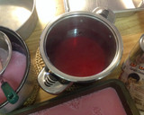 Foto del paso 2 de la receta: Gelatina de fresas con crema
