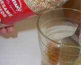 Foto del paso 4 de la receta: Salsa de aceite de oliva y miel de romero