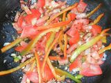 Arvejas salteadas con huevo