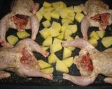 Foto del paso 2 de la receta: Picantones rellenos de jamón y dátiles