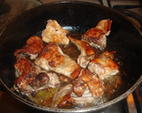 Foto del paso 2 de la receta: Conejo con salsa de la huerta y pimientos secos